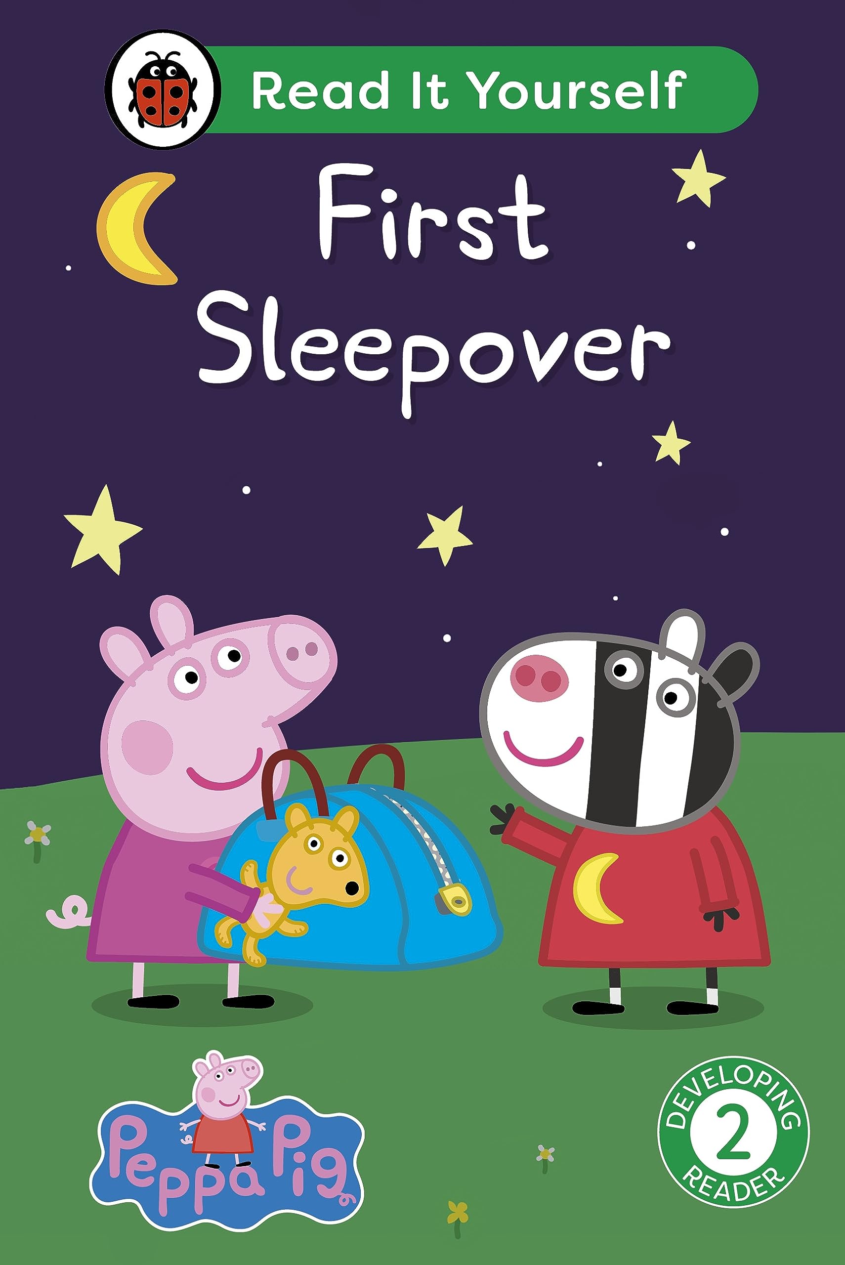 Cover page of Read it Yourself Level 2 Peppa Pig First Sleepover